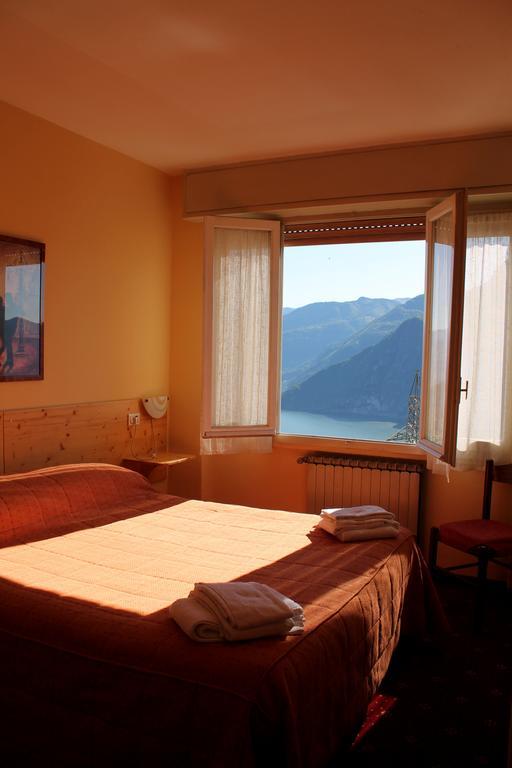 Hotel Poggio D'Oro Рива-ди-Сольто Экстерьер фото